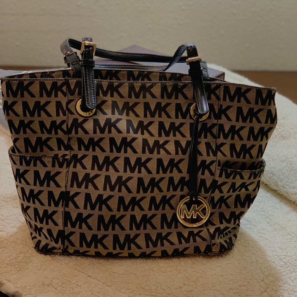 Michael Kors Original Monogram Purse